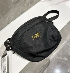 ARC’TERYX　BEAMS　Mantis 2　ビームス　コラボ　ウエストポーチ ウエストバッグ　斜め掛け ショルダーバッグ 男女兼用