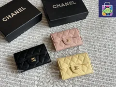 【今日特価】Chanel シャネル CF キャビアスキン カードケース 小振りで多くのカードと現金を収納可能