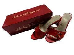 ●【箱袋付き】Salvatore Ferragamo 　サルヴァトーレ フェラガモ　レッドサンダル/mo-A-215-6141-1.2/高級/お洒落/正規品/本物/イタリア 鮮やかなレッドのレザーサンダル、エレガントなデザイン。のサムネイル