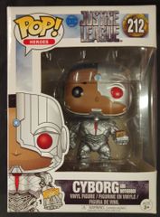 FUNKO POP! / HEROES JUSTICE LEAGUE CYBORG AND MOTHEBOX 212