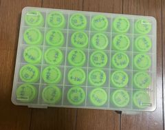 ペットボトルキャップ　絵あわせパズル用キャップ30個＋ケース