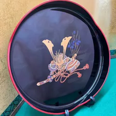 五月人形 合成漆器9寸飾り丸盆 兜刀菖蒲蒔絵