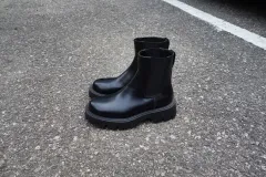 Zara ZARA(ザラ) ボリューム トラック チェルシー ブーツ 黒 41 （ 260 ）のサムネイル