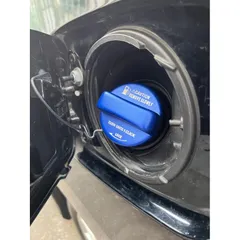 デザイン性UP♪ 給油口キャップ タンクキャップ カバー 青 パッソ KGC30 KGC35 NGC30 X G プラスハナ Vパッケージ Lパッケージ Gパッケージ b8815