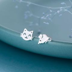 【ピアス】送料無料 ねこピアス 猫アクセサリー S925 シルバー 925  金属アレルギー対応  非アレルギー  オシャレ 猫柄 可愛い 女子  キャット ネコ かっこいい  猫雑貨 八千代 猫グッズ 千葉 cats earrings