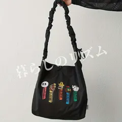 ショルダーバッグ ユニセックス 海賊テーマ メッセンジャーバッグ 調節可能なショルダーストラップ付き 大容量 ジッパー閉じ 耐久性抜群 カラフル グラフィックデザイン 簡単お手入れ 通勤 旅行 日常使い エコフレンドリー素材 アーバンスタイル 頑丈構造