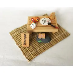 秋草の絵屏風 木製 三つ折 伊予 一刀彫り 南雲製 置物 秋草の絵屏風 木製 三つ折 伊予 一刀彫り 南雲製 置物