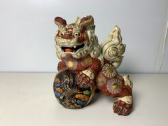 九谷焼　獅子　置物　魔除け