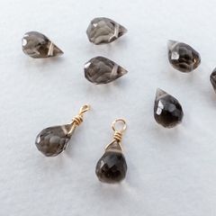 ＊4個＊ 天然石 パーツ スモーキークォーツ チャーム ブリオレット 金色 アクセサリー作り te091