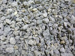 国産　庭園砂利　小粒砕石白　１袋販売　重さ：1袋10kg　　【424-210】