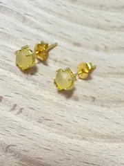 イエローオパールAA++ 　ピアス　　SILVER925製・18KGP仕上げ