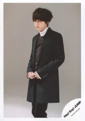 【中古】生写真(ジャニーズ) Hey! Say! JUMP/伊野尾慧/膝上・衣装黒・両手腹部・体やや左向き/「マエヲムケ」PV＆ジャケ写撮影オフショット/公式生写真