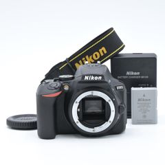 Nikon ニコン D5600 ボディ デジタル一眼レフカメラ【中古】