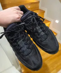 2025年最新】ナイキ エアマックス95 エッセンシャル トリプル