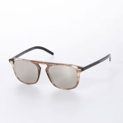 新品‼️FENDI サングラス ラナウェイ RUNAWAY Nissy着用モデル 新品‼️FENDI サングラス ラナウェイ RUNAWAY Nissy着用モデル