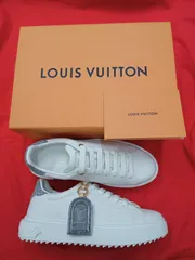 【タケタケ様専用】新作　新品　ルイヴィトン　スニーカー　タイムアウト　ライン　25cm　39　ウィメンズ　レディース　白　LOUISVUITTON