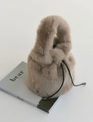 ファーバッグ　トート　ショルダー　韓国　ファーバッグ　ミニ　グレージュ