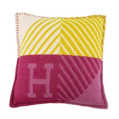 エルメス クッションカバー 売り切り価格‼️ エルメスHermes アヴァロン ヴィブラシオン クッション (HERMES