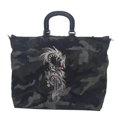 希少！PRADA 迷彩柄 ケース チェーン付き　美品 即発】【プラダ】チェーンストラップ付iPhone14pro/15proMax