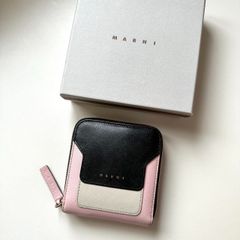 未使用品 箱付き MARNI マルニ 小銭入れ コインケース ロゴグラム 
