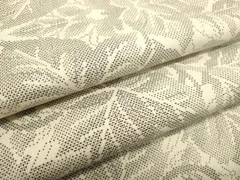 平和屋着物●本場大島紬　白大島　7マルキ　草葉文　正絹　逸品　DAAR4421tw 平和屋着物○本場大島紬 白大島 7マルキ 草葉文 正絹 逸品 DAAR4421tw