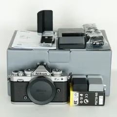 【ほぼ未使用】Nikon Z fc シルバー 美品 付属品完備＋SDカード 新品)Nikon (ニコン) Z fc ボディ シルバー（商品ID