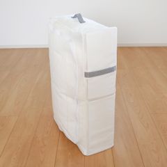 【人気商品】東和産業 布団収納袋 収納袋 Kufu 立てられる収納袋 ホワイト 羽毛布団 自立 70×50×18cm 芯板入 掛け布団用 不織布 持ち手付 大容量 シングル ダブル 透明窓 コンパクト 縦