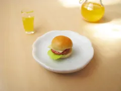 ミニチュア ハンバーガー　単品　VRFST002 ドールハウス用のサムネイル
