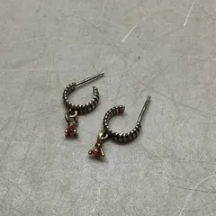 SN554 ルビー？ チャーム デザイン ピアス 重さ2.5g 長さ2.5cm