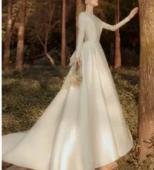 結婚式 長袖 袖あり ウェディングドレス ウエディングドレス Aライン シンプル 花嫁ドレス トレーン ロングトレーン 前撮り 二次会ドレス サテンドレス 1317