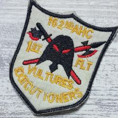DE89 スカル ドクロ 骸骨 ベトナム 戦争 ワッペン 死神 162nd AHC VULTURES EXECUTIONERS パッチ カスタム ベトジャン 米軍 アメカジ 白