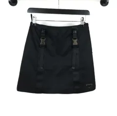 値下げ可【美品・希少】PRADA ブラック ラップ ナイロン ミニスカート 42 値下げ可【美品・希少】PRADA ブラック ラップ ナイロン ミニ