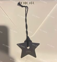 Dior パール 星 チャーム Dior - Dior 星型チャームの通販 by