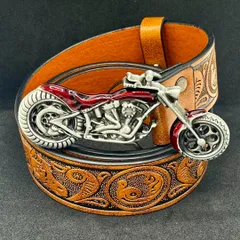 B008 ベルト メンズ レディース バイク バックル ブラウン 茶色 おしゃれ アメカジ 単車 かっこいい 個性的 バイカー 男性 女性 ストリートファッション ウエスタン風 型押し模様 合成皮革 PUレザー カジュアル テキサス風 ミリタリー お洒落 紳士