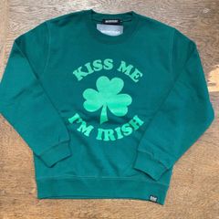 never trust KISS ME I'M IRISH スウェット　アイビーグリーン