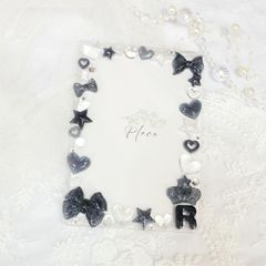 気まぐれレジン12 イニシャル入り🖤👑黒 B7サイズ