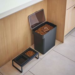 Item thumbnail for item d7ec6576-4140-4722-bcd4-b73653954149