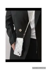 【最終値下げ】シルバーストーン ブラックゴールドチェーン付き　キルティングケース 凸凹 大人 きらきら 可愛い 愛らしい ラブリー 韓国 ファッション スマートフォン スマホケース スマホカバー カバー ソフト キルティングデザイン  [iPhone15]