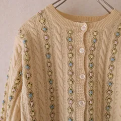 80s ビンテージ 小花モチーフ ケーブルニット セーター 生成り サイズXS〜S程度 used レディース古着