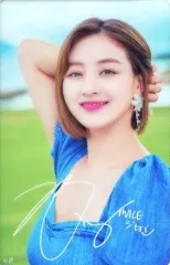 【中古】コレクションカード(女性) [クリアカード/印刷サイン入り]：TWICE/ジヒョ/クリアカード/印刷サイン入り/「TWICE POPUP STORE “Twaii’s Shop”」グッズ購入特典カード