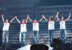 2025年最新】嵐 around asia tシャツの人気アイテム - メルカリ