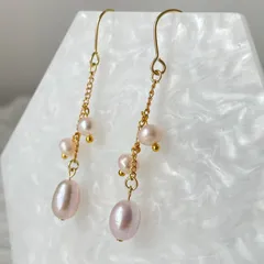 淡水パール　春色　ピアス　イヤリング　金属アレルギー対応　サージカルステンレス　天然石アクセサリー　パールアクセサリー　ハンドメイドアクセサリー　フォーマル　お呼ばれ　大人っぽい　上品　晴れの日