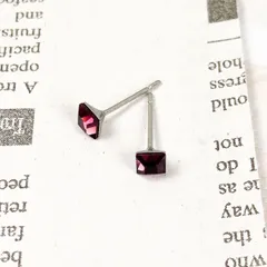 スワロフスキー シンプル 4㎜ 一粒ピアス