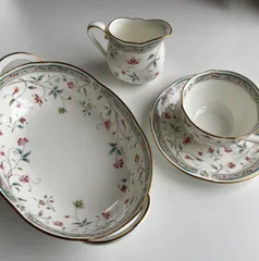 Noritake(ノリタケ) BoneChina(ボーンチャイナ) 4409 花更紗 カップ&ソーサー1客　バスケット皿1 ミルクポット1点　セット
