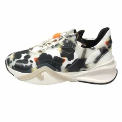 最終値下げ⭐︎美品⭐︎FENDIズッカハラコレザースニーカー白