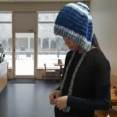 韓国風 カラフル手編みボンネット（バラクラバ風） 被っても“フード”にしても超可愛い2wayニット帽✨