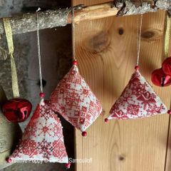 🎄★2024NEW★送料込★🟦⬜🟥クロスステッチ チャート 図案🎀Christmas Decorations: Set of 3 Humbug-shaped ornaments🎀◆◆ フランス 輸入クロスステッチ サモイロフ  サモさん 刺繍 可愛い