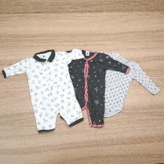 ◇ 《 PETIT BATERU まとめ売り3点セット 60㎝サイズ ベビー用 総柄 おしゃれ かわいい コンビ肌着 メンズ 》 E  【1310050028282】