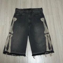 newjeans ヘリン着用KAPITAL ショートパンツ(スタッズリメイク) newjeans ヘリン着用KAPITAL ショートパンツ(スタッズリメイク)