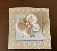 つまみ細工　ベビークリップ　蝶々さん